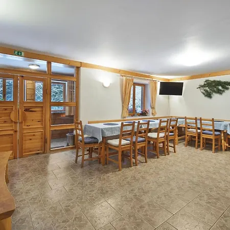 בית הארחה Erban 3*