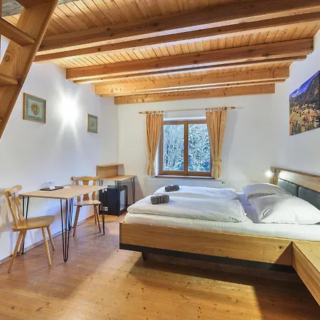 Guest house Erban 3*